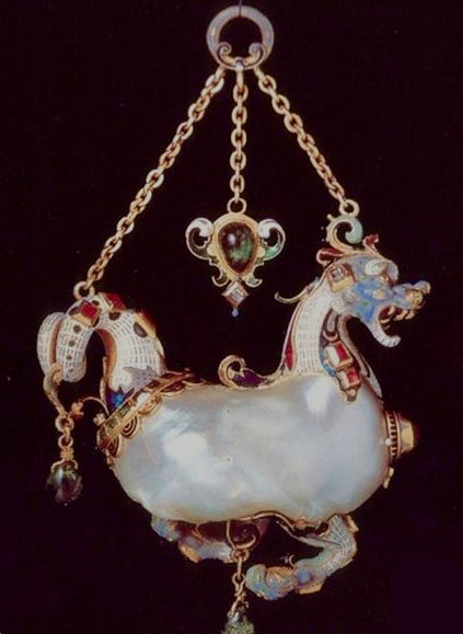 Bijou Renaissance Pendant perle baroque, or, émail, travail Flamand Bijou Renaissance Pendant perle baroque, or, émail, travail Flamand