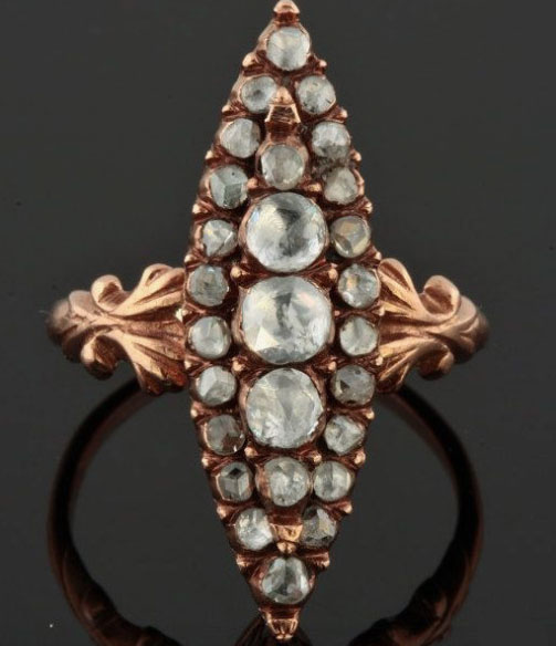 Bijou du XVIIIème Bague marquise ou navette, diamants, or Bijou du XVIIIème Bague marquise ou navette, diamants, or