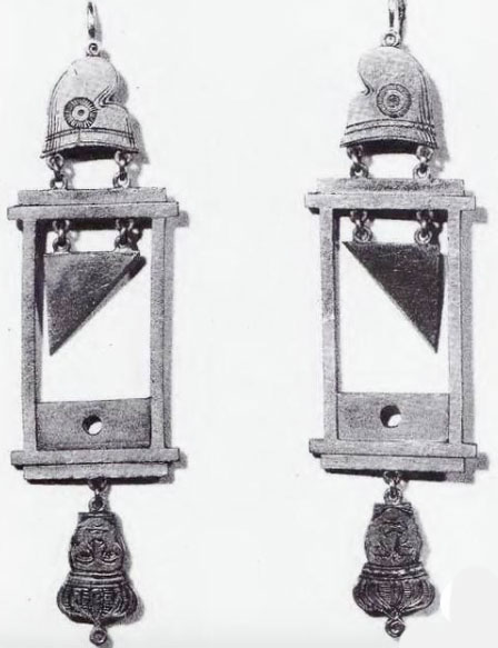 Bijou de la Révolution Boucles d'oreilles guillotine Bijou de la Révolution Boucles d'oreilles guillotine