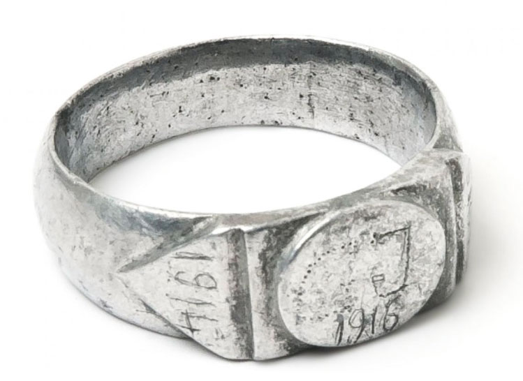 Bijou guerre 14-18 Bague de Poilu des tranchées aluminium