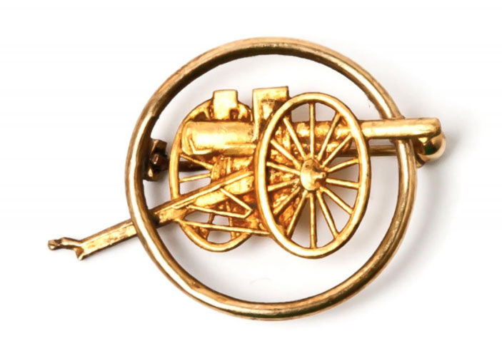 Bijou guerre 14-18 Broche canon, or Bijou guerre 14-18 Broche canon, or